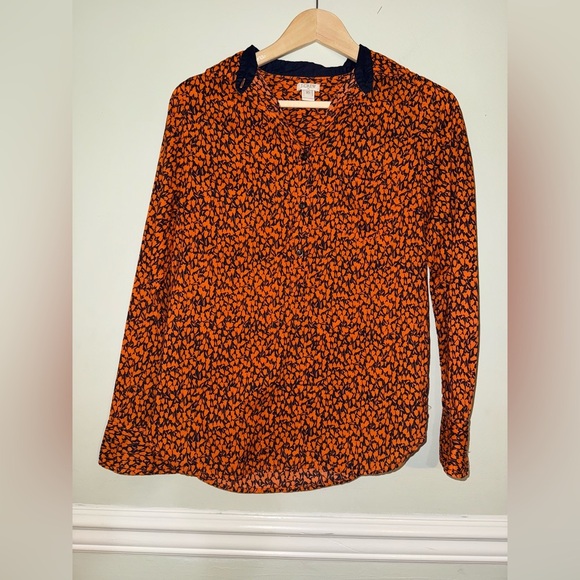J. Crew Tops - J. Crew Vibrant Orange and Navy Tulip Pattern Women's Button Down Shirt Size XS